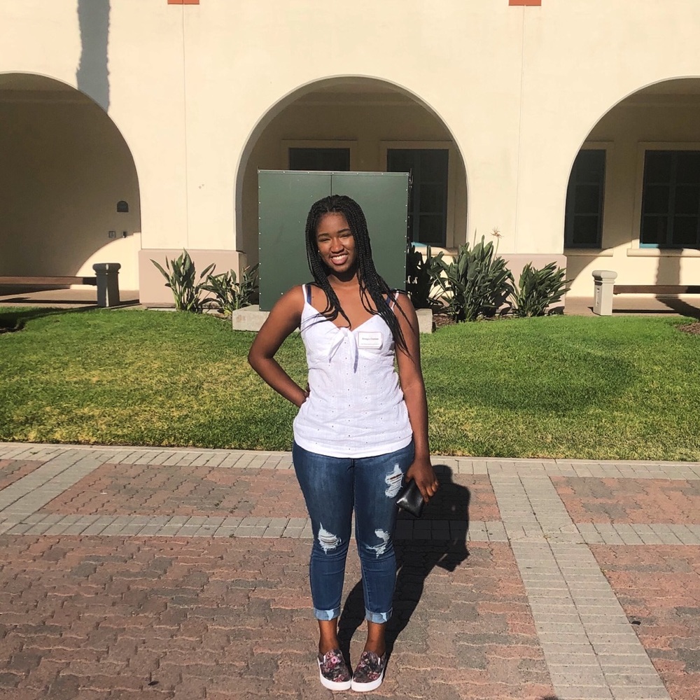 Meet your Posher, Amaya